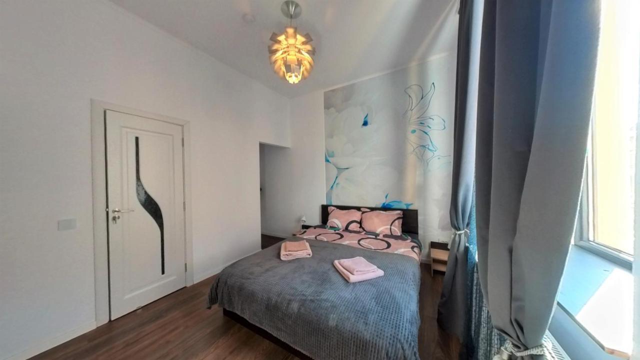 Apartamento Casa J. Gusbeth - *